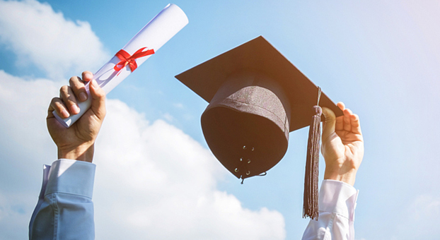 论文结论与摘要两者之间有什么不同？